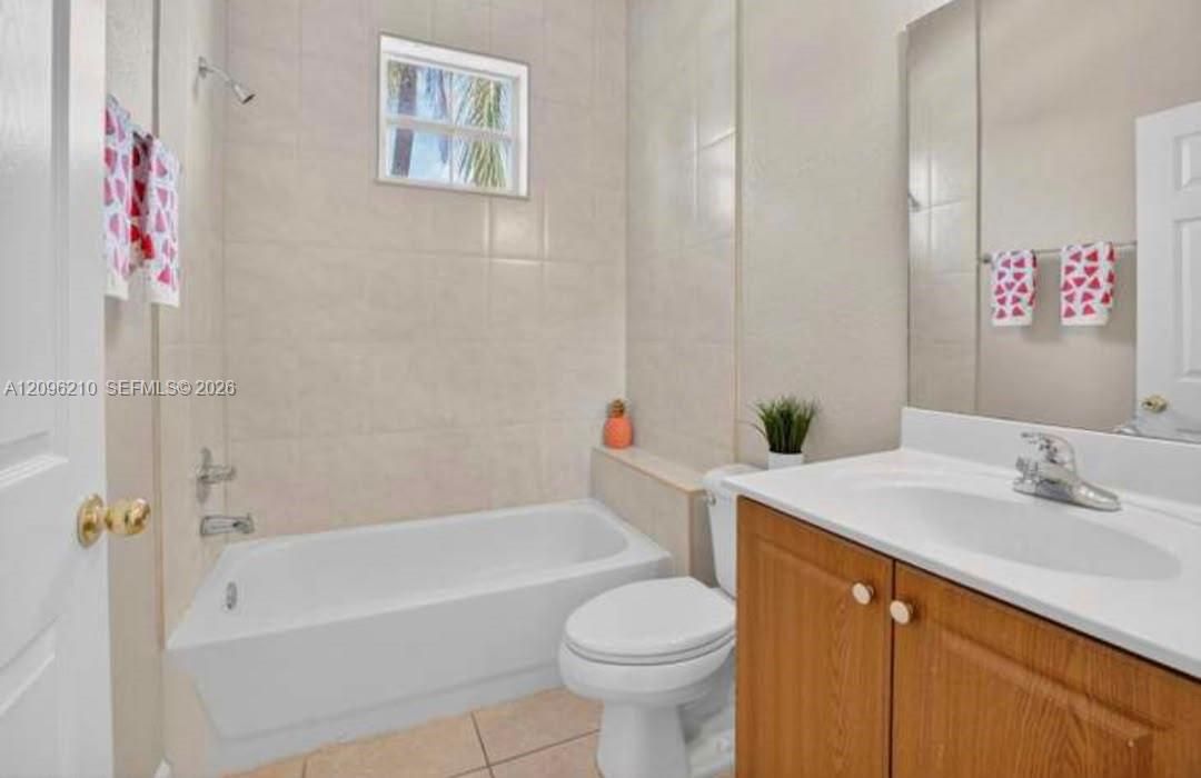 For Rent: $1,950 (3 beds, 2 baths, 0 Square Feet)
