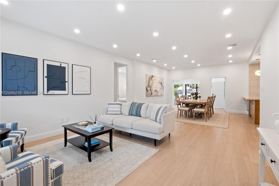 En Renta: $9,500 (3 camas, 2 baños, 1736 Pies cuadrados)