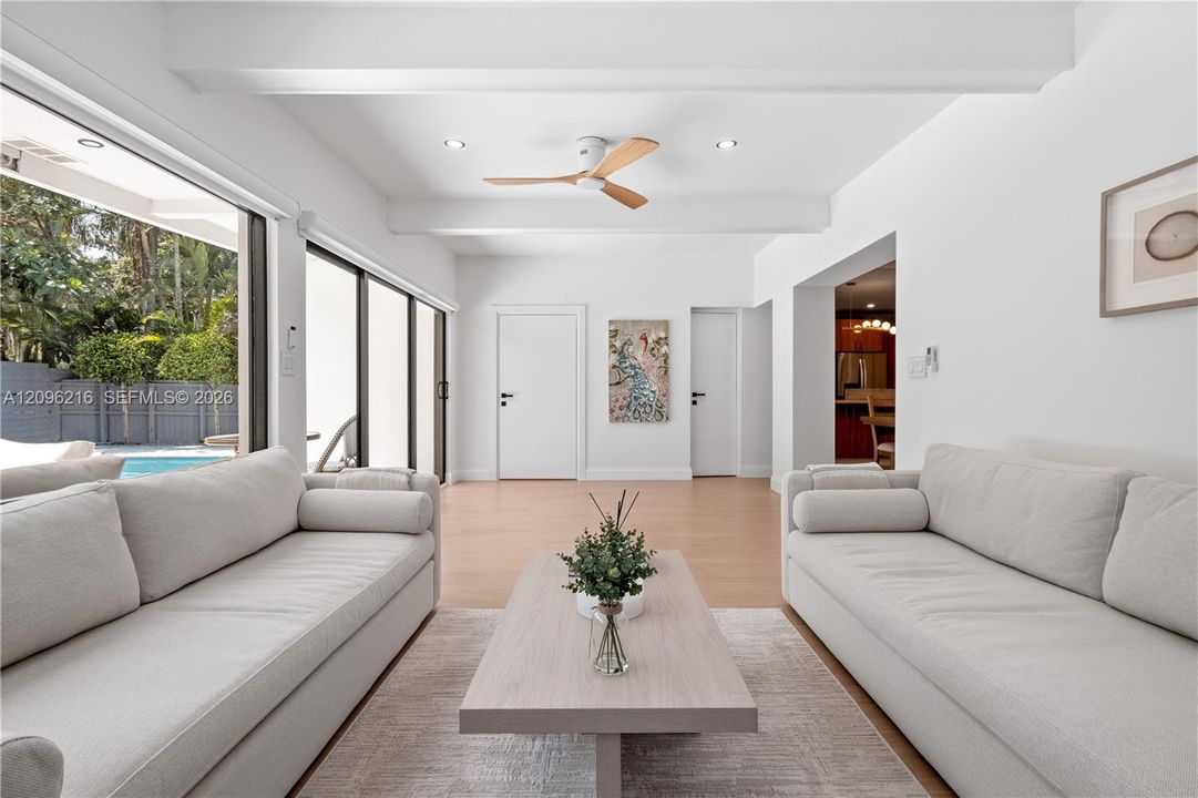 En Renta: $9,500 (3 camas, 2 baños, 1736 Pies cuadrados)
