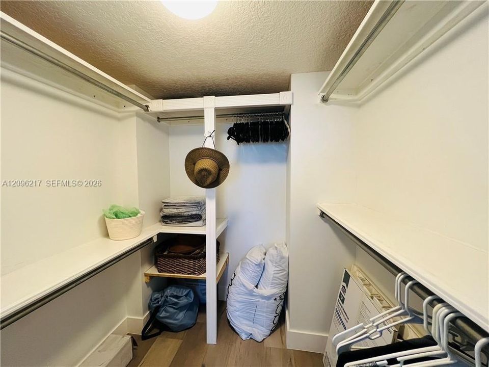 MAIN BEDROOM CLOSET