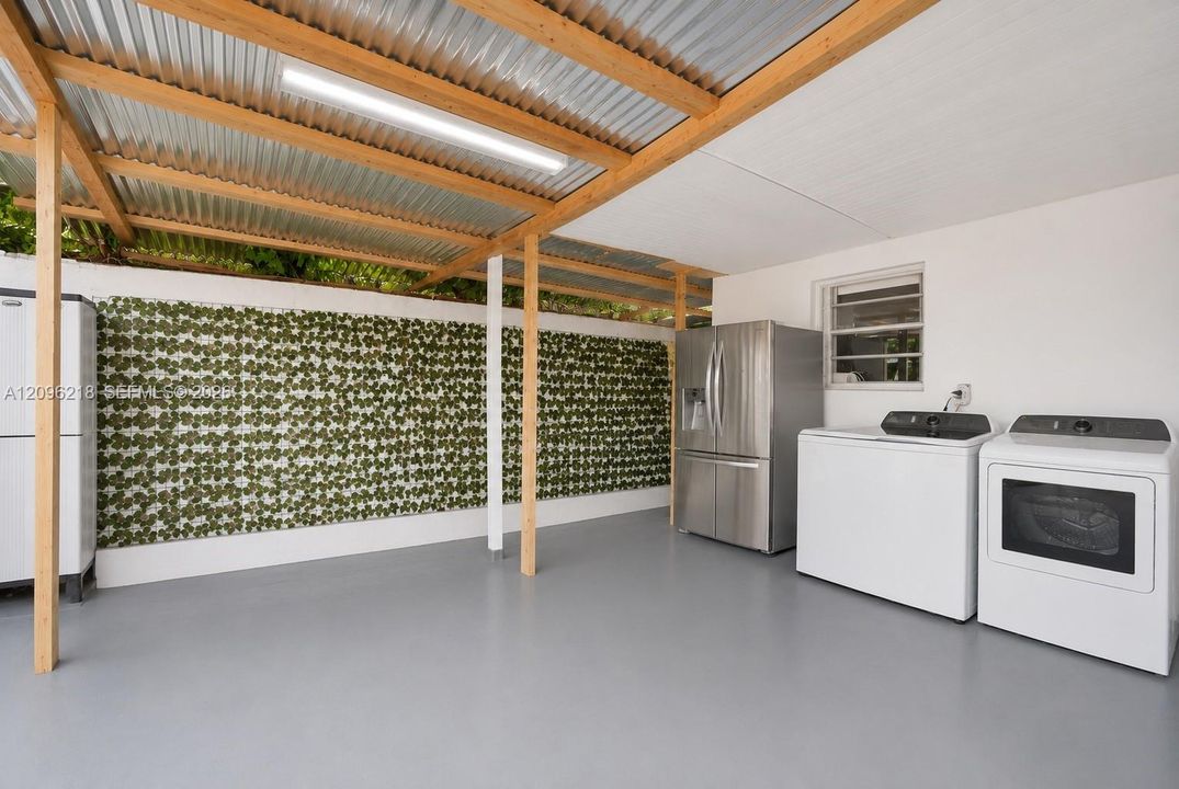 En Renta: $3,600 (4 camas, 2 baños, 2027 Pies cuadrados)