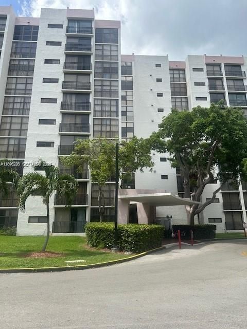 En Venta: $210,000 (1 camas, 1 baños, 767 Pies cuadrados)