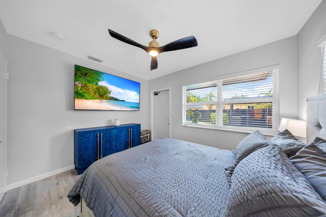 700 NE 16th Ct-Fort Lauderdal-Bianca-32