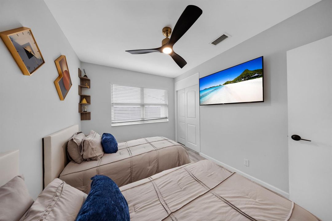 x700 NE 16th Ct-Fort Lauderdal-Bianca-26
