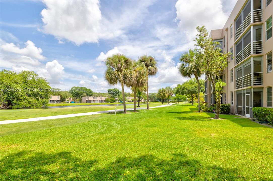 For Rent: $2,495 (3 beds, 2 baths, 1124 Square Feet)