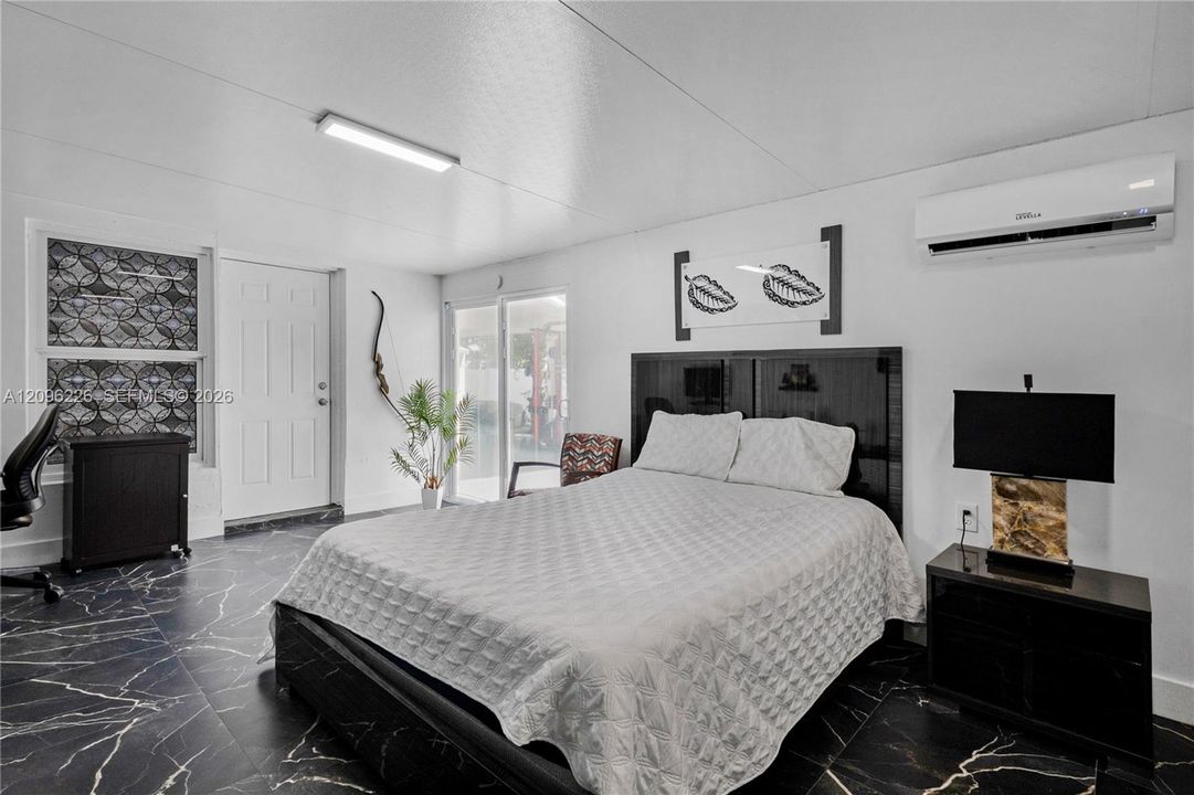 En Venta: $580,000 (4 camas, 1 baños, 1383 Pies cuadrados)