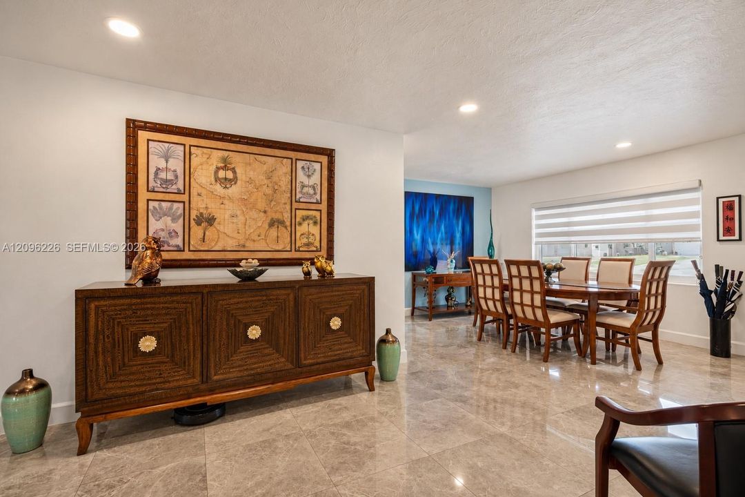 En Venta: $580,000 (4 camas, 1 baños, 1383 Pies cuadrados)