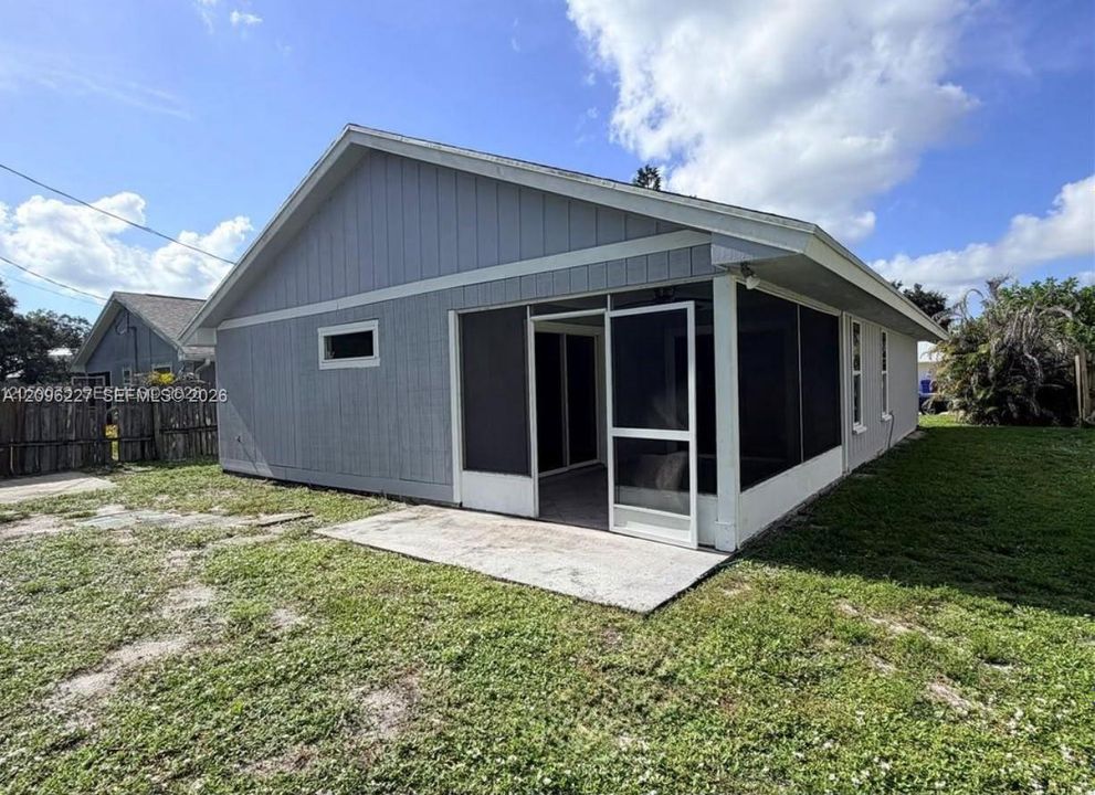 For Rent: $1,745 (2 beds, 2 baths, 0 Square Feet)