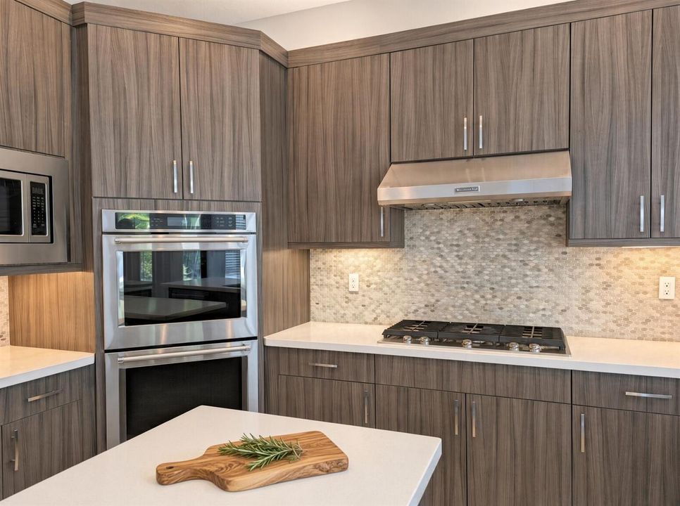 8. kitchen 1
