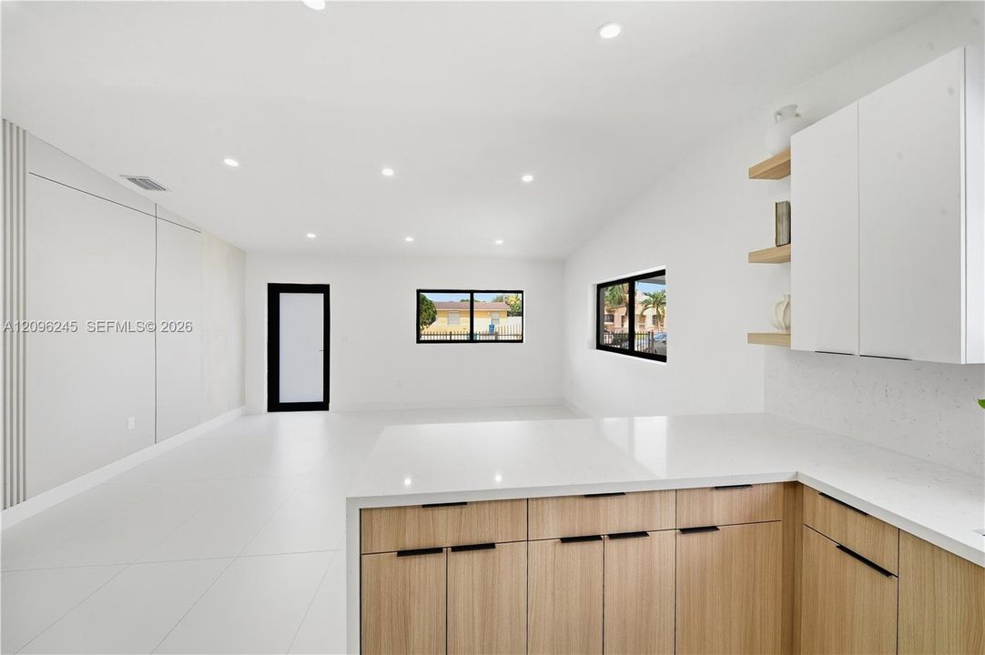 For Sale: $689,000 (4 beds, 2 baths, 1500 Square Feet)