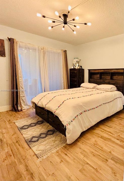For Sale: $325,000 (2 beds, 2 baths, 1480 Square Feet)