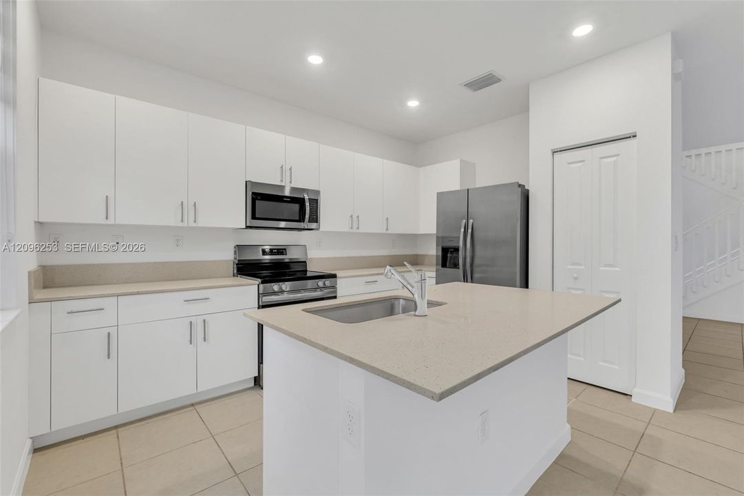 For Sale: $620,000 (4 beds, 2 baths, 2460 Square Feet)