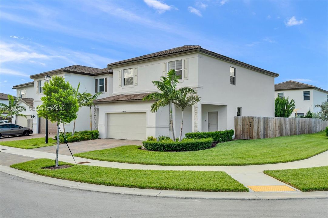 For Sale: $620,000 (4 beds, 2 baths, 2460 Square Feet)
