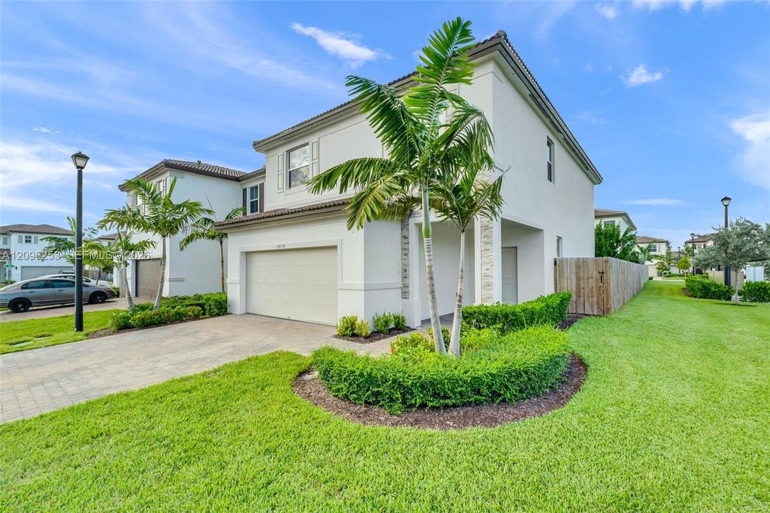For Sale: $620,000 (4 beds, 2 baths, 2460 Square Feet)
