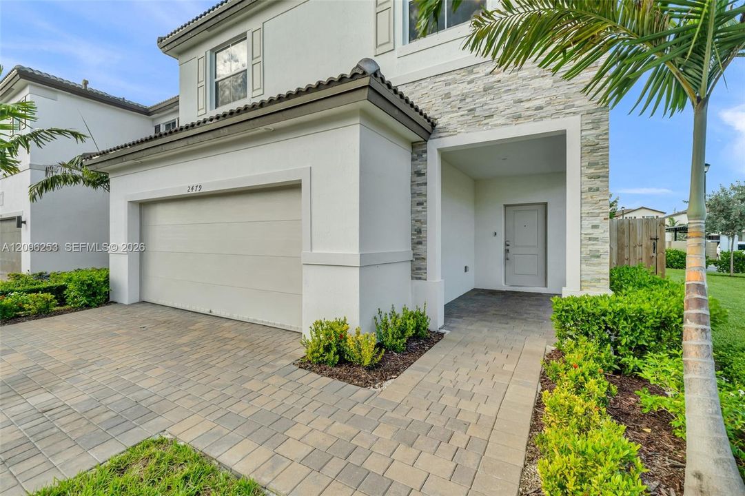 For Sale: $620,000 (4 beds, 2 baths, 2460 Square Feet)