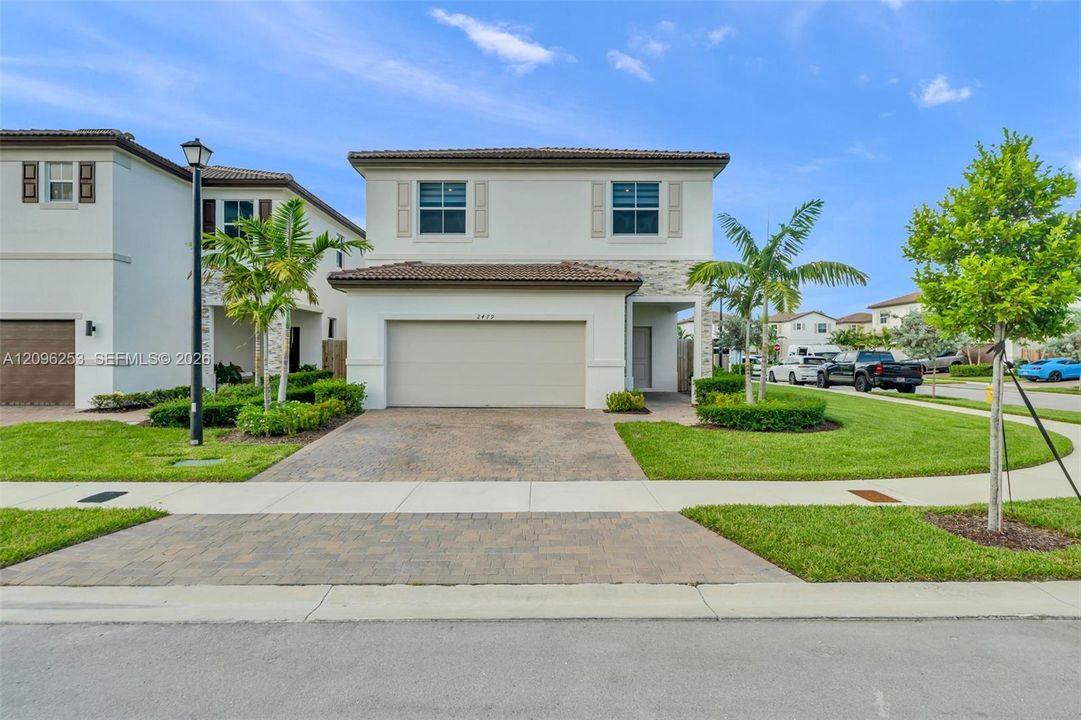 For Sale: $620,000 (4 beds, 2 baths, 2460 Square Feet)