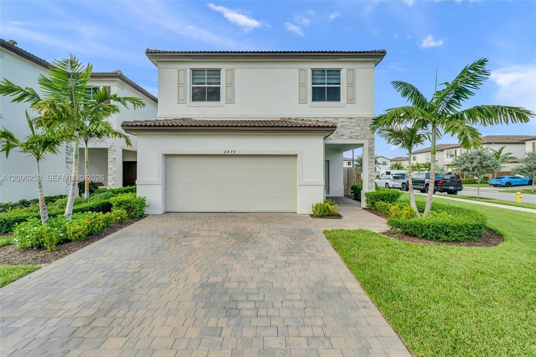 For Sale: $620,000 (4 beds, 2 baths, 2460 Square Feet)
