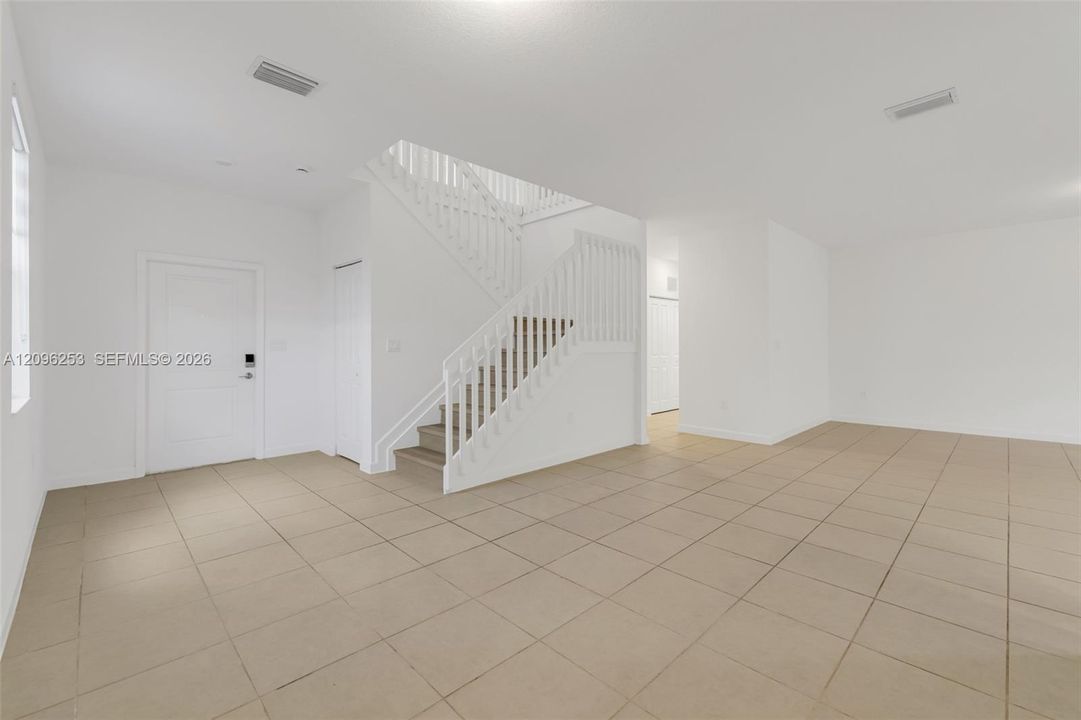 For Sale: $620,000 (4 beds, 2 baths, 2460 Square Feet)