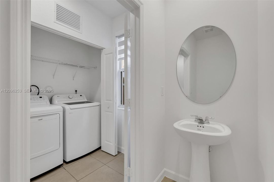 For Sale: $620,000 (4 beds, 2 baths, 2460 Square Feet)