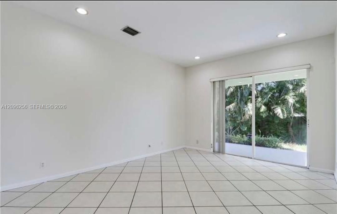 For Rent: $1,650 (3 beds, 2 baths, 0 Square Feet)