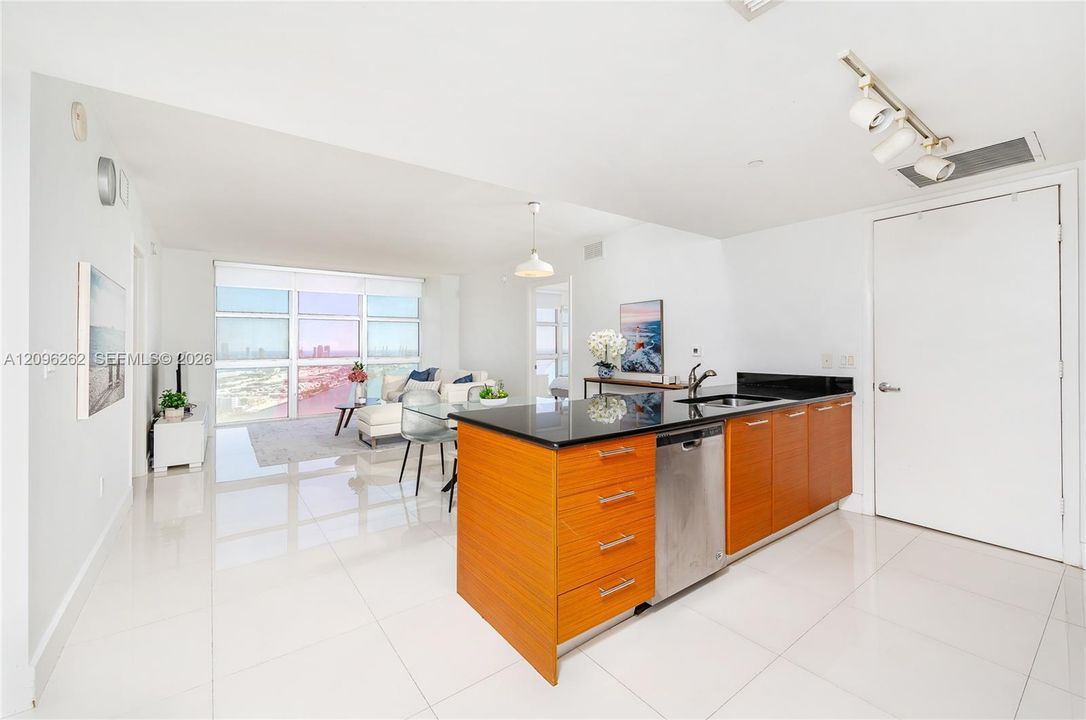 En Renta: $4,600 (2 camas, 2 baños, 1322 Pies cuadrados)