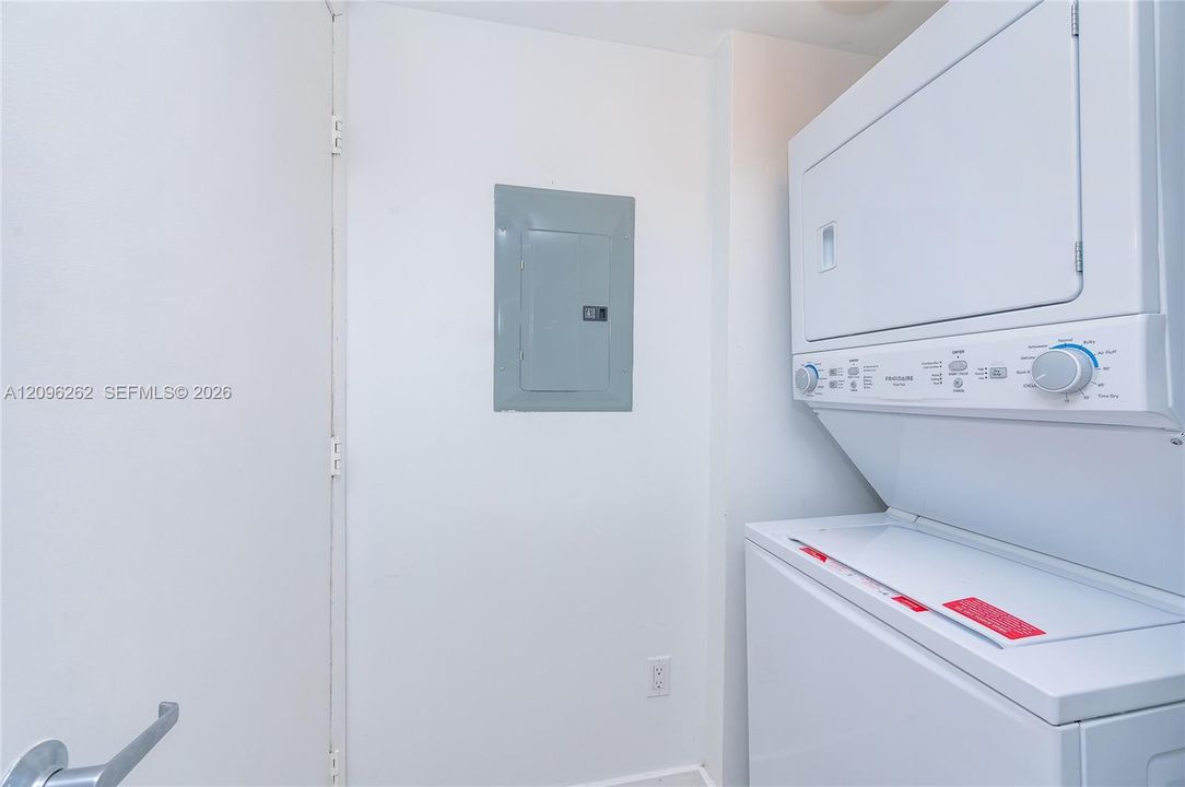 En Renta: $4,600 (2 camas, 2 baños, 1322 Pies cuadrados)