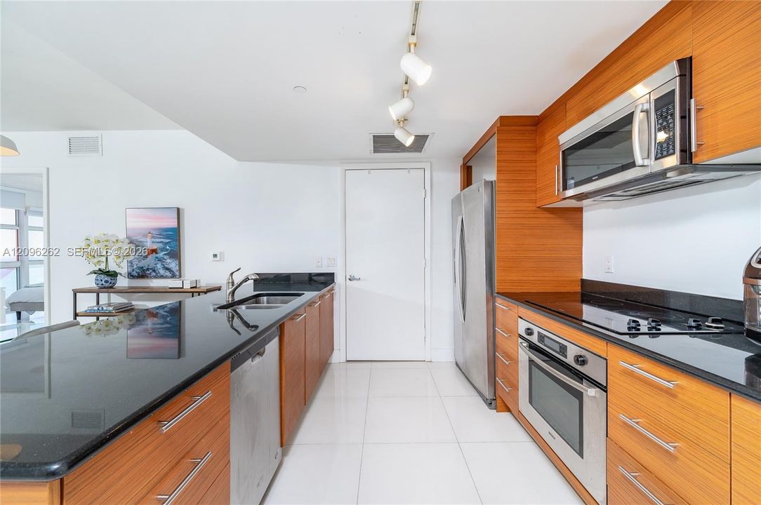 En Renta: $4,600 (2 camas, 2 baños, 1322 Pies cuadrados)