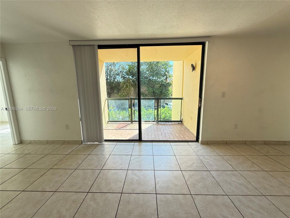 For Rent: $2,495 (3 beds, 2 baths, 1114 Square Feet)