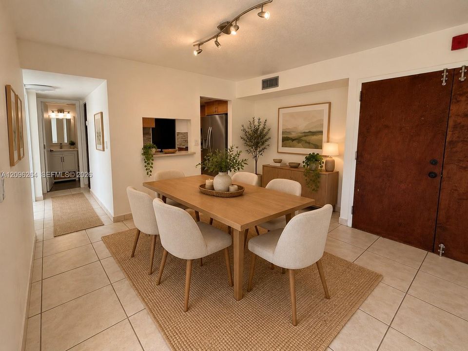 For Rent: $2,495 (3 beds, 2 baths, 1114 Square Feet)