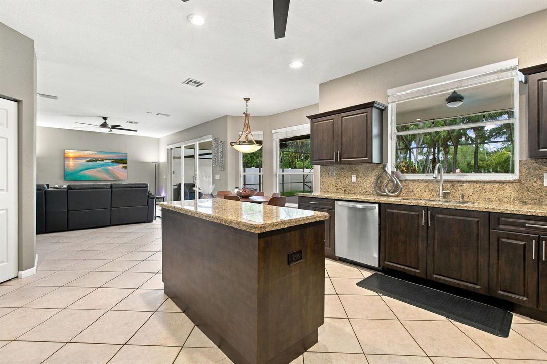 18-Property Photo 018