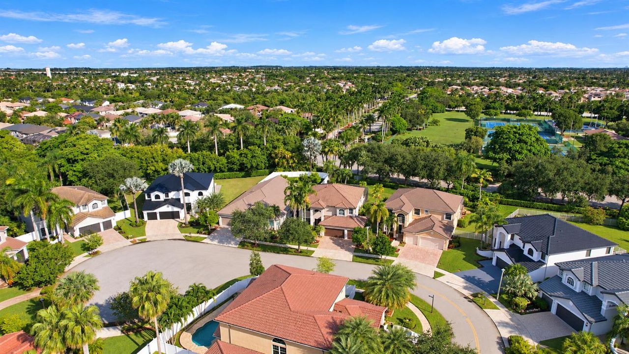 52-Property Photo 052
