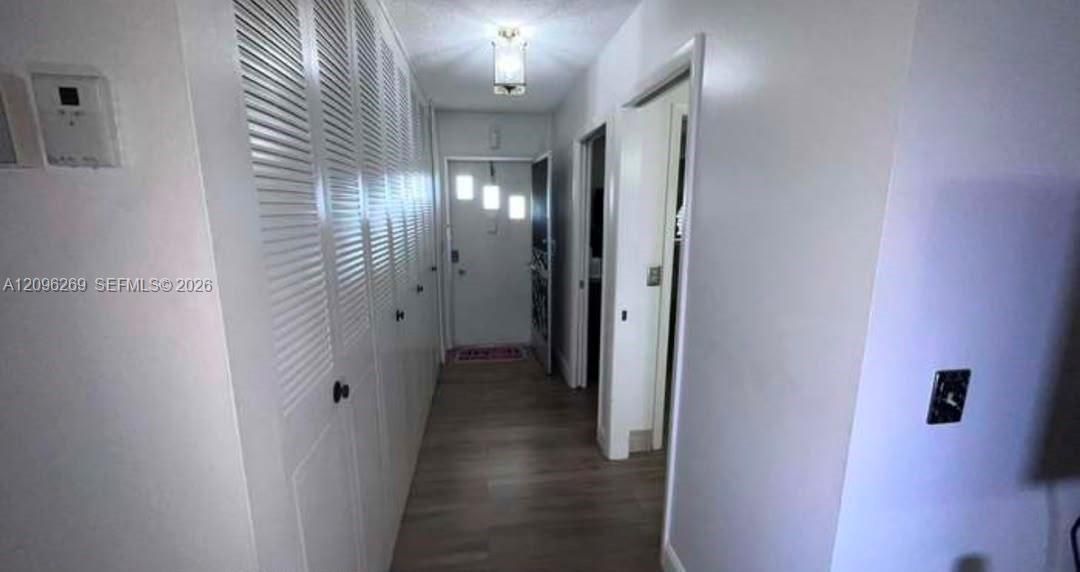 For Rent: $1,050 (1 beds, 1 baths, 0 Square Feet)