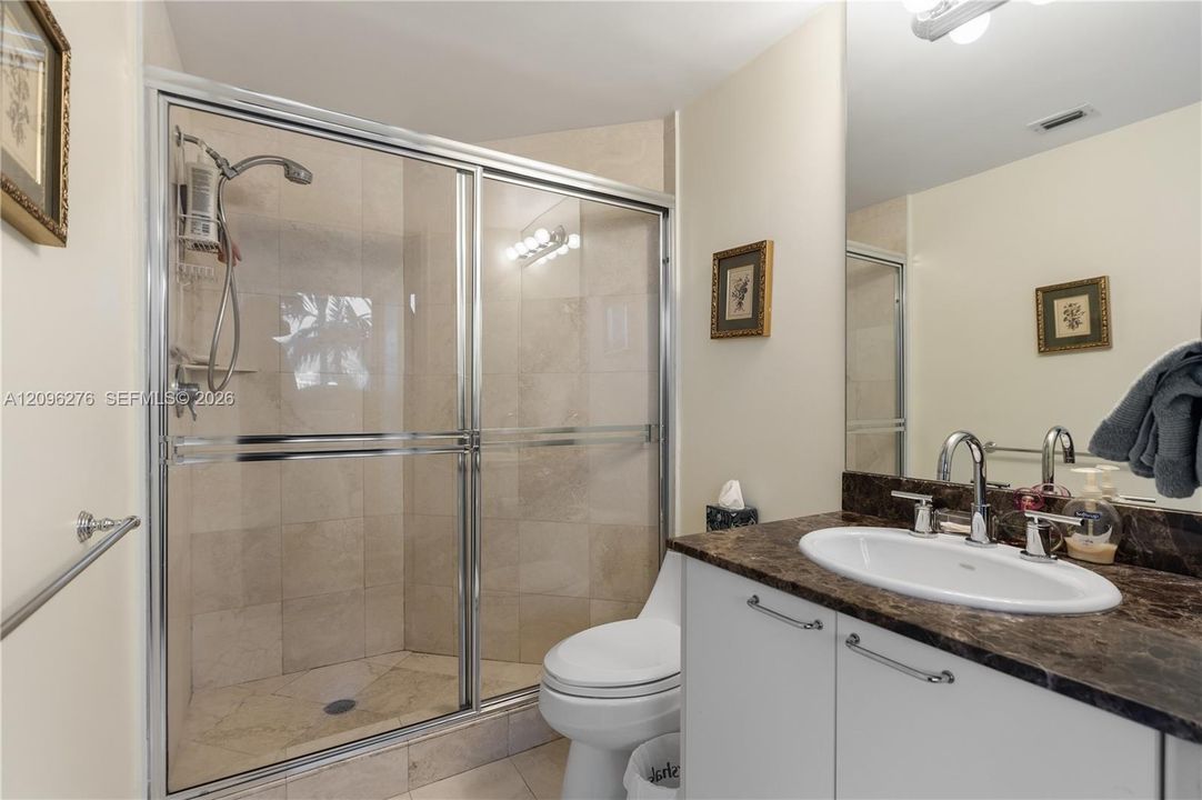 В аренду: $12,500 (3 спален, 3 ванн, 2274 Квадратных фут)