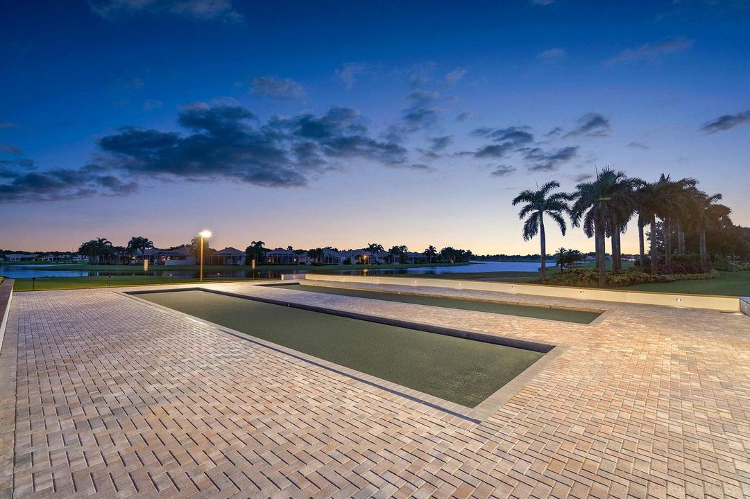 BOCCE BALL