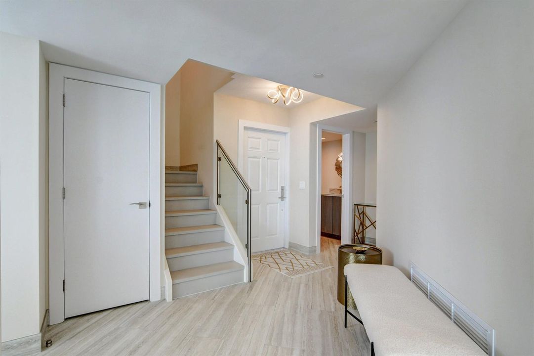 Foyer & Stairs