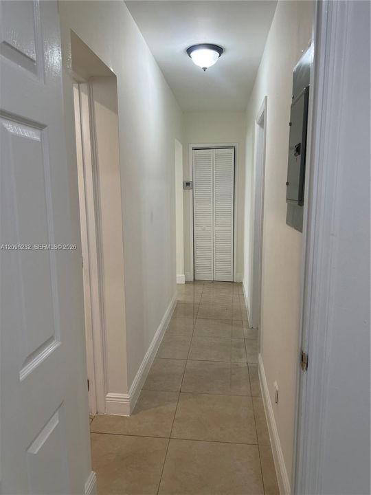 For Rent: $6,500 (4 beds, 2 baths, 1244 Square Feet)