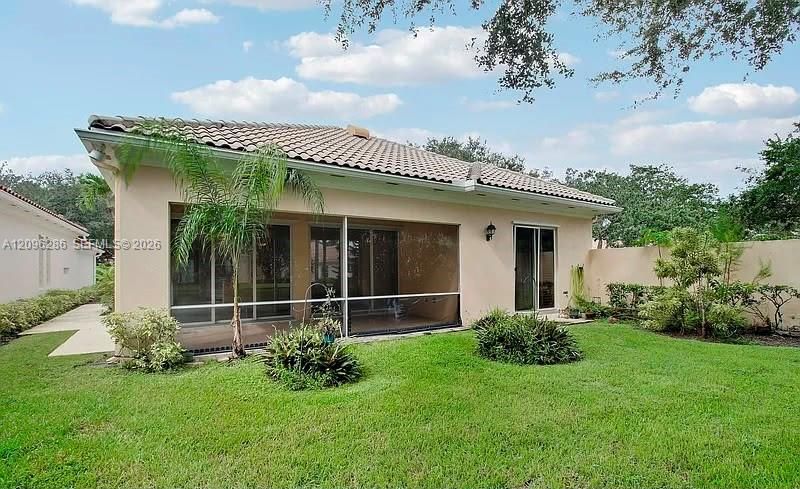 For Rent: $1,950 (3 beds, 2 baths, 0 Square Feet)