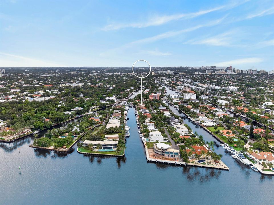 329 Isle of Capri Drive. Fort Lauderdale