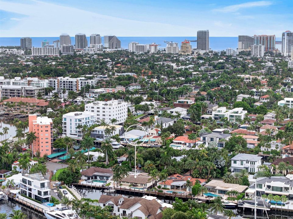 329 Isle of Capri Drive. Fort Lauderdale