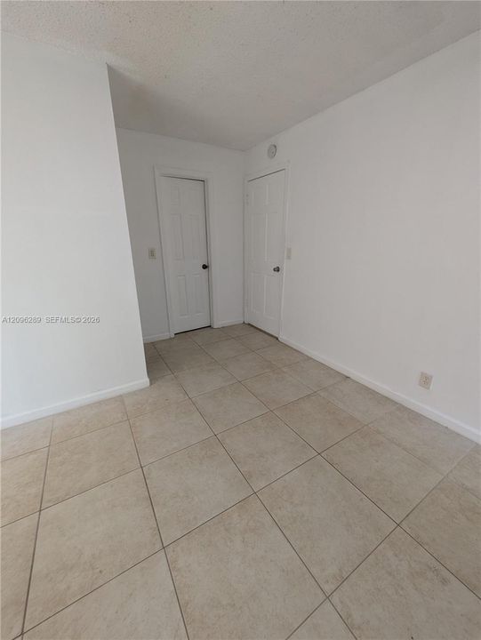 En Renta: $2,490 (2 camas, 2 baños, 1034 Pies cuadrados)