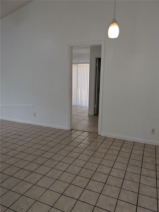 En Renta: $2,490 (2 camas, 2 baños, 1034 Pies cuadrados)