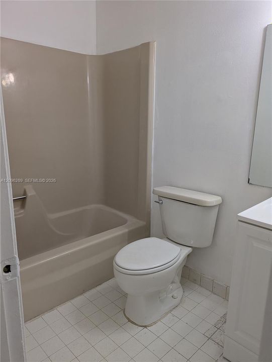 En Renta: $2,490 (2 camas, 2 baños, 1034 Pies cuadrados)
