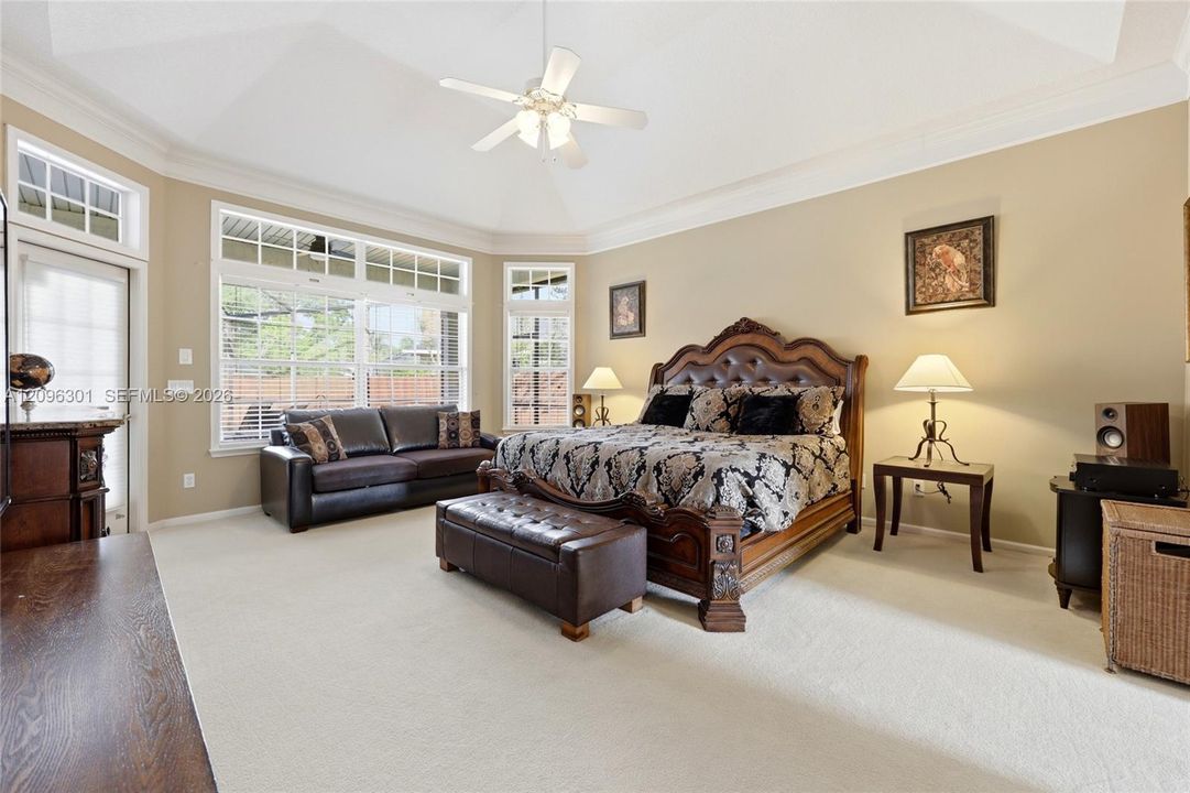 For Sale: $765,000 (5 beds, 4 baths, 0 Square Feet)