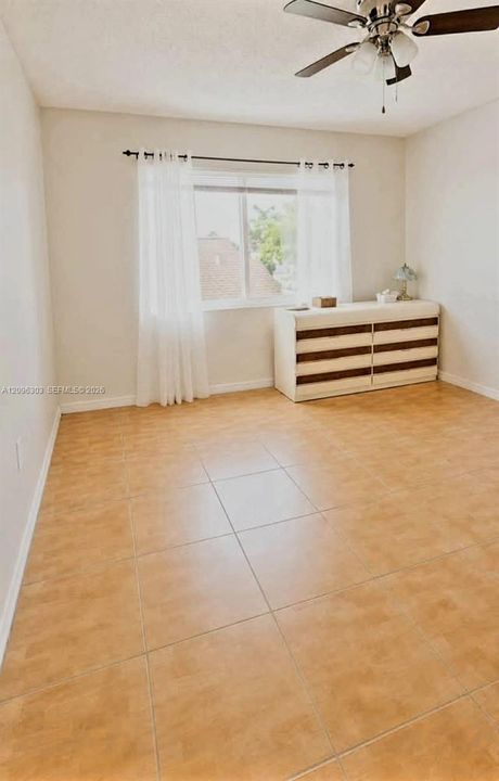 En Renta: $3,500 (3 camas, 2 baños, 3466 Pies cuadrados)