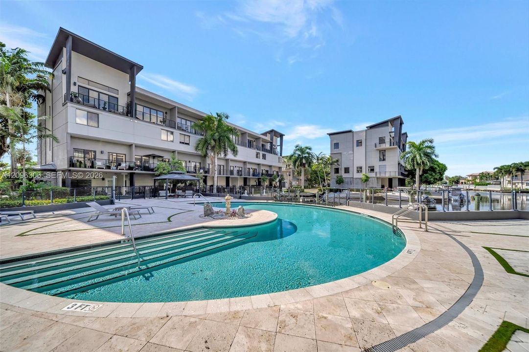 Community pool