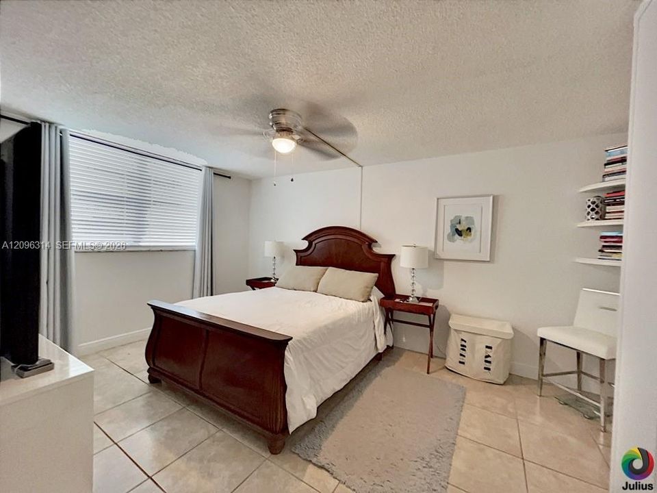 En Venta: $144,900 (1 camas, 1 baños, 960 Pies cuadrados)