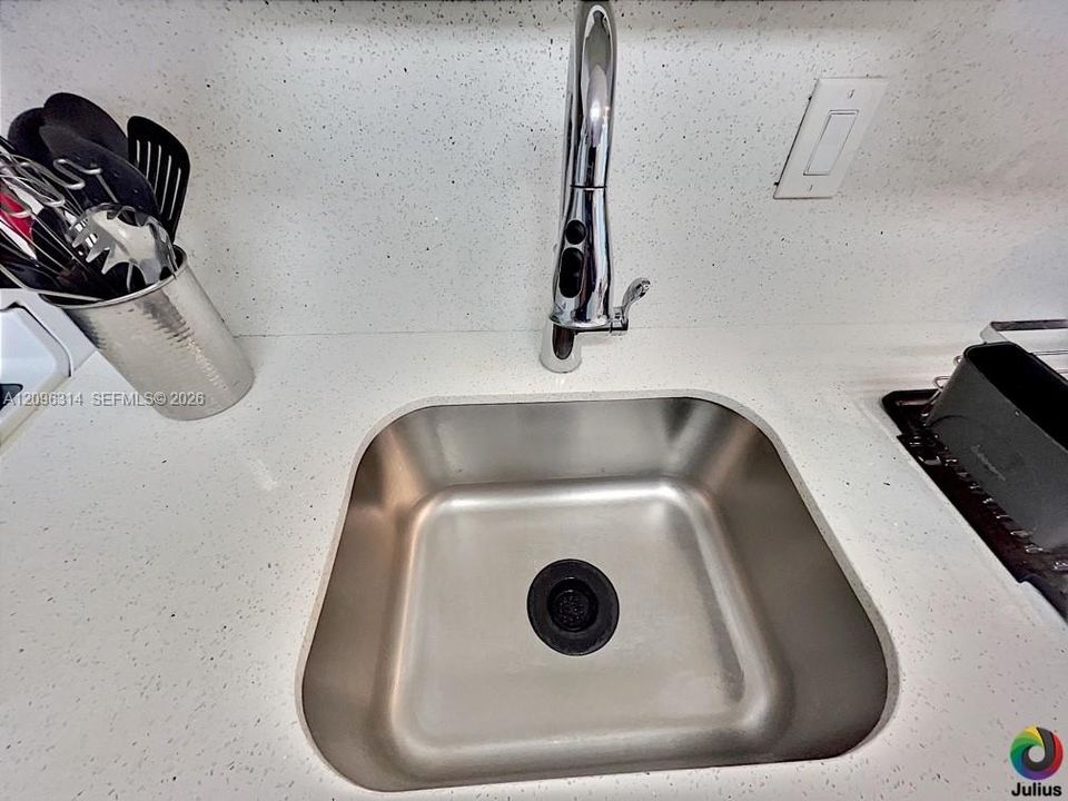 En Venta: $144,900 (1 camas, 1 baños, 960 Pies cuadrados)