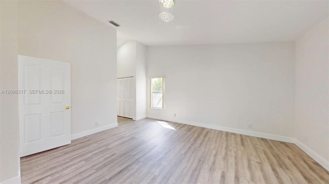 For Rent: $4,500 (4 beds, 2 baths, 2110 Square Feet)