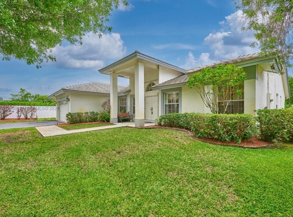 For Rent: $4,500 (4 beds, 2 baths, 2110 Square Feet)