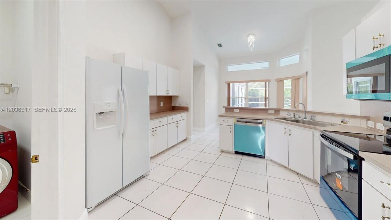 For Rent: $4,500 (4 beds, 2 baths, 2110 Square Feet)